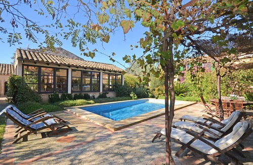 Petra Ski Chalet | Can Casta - Charming house in Petra town center, Mallorca