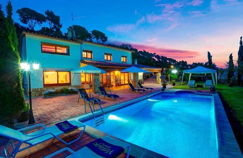 Vall-Llobrega House | Can Lari (Chalet)