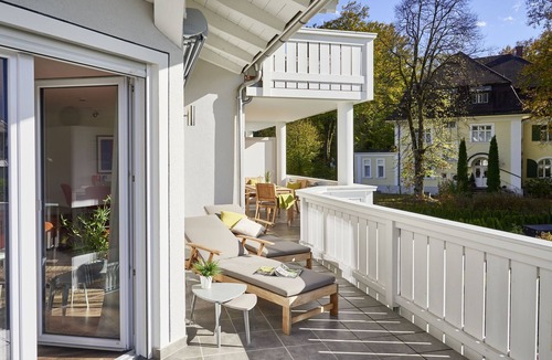 Garmisch-Partenkirchen Apartment | Cara - Large apartment near the center for up to 4 people