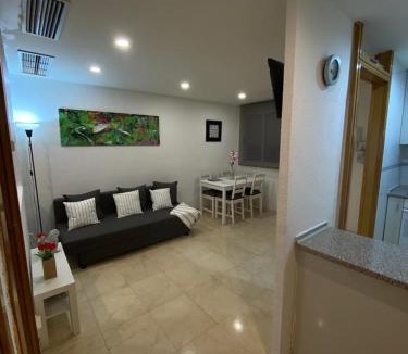 San Pablo Apartment | Carol's home II