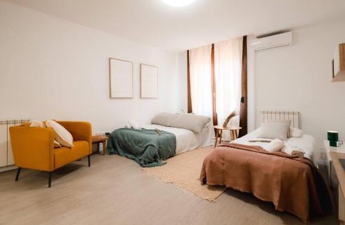 San Pablo Apartment | Casa Augusta | Renovada | Centro Histórico | 5 Pax