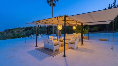 Antequera Villa | Casa Balcon del Torcal Antequera - La Higuera by Ruralidays