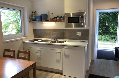Hallstadt Apartment | Casa Beni vacation apartment directly on the Main cycle and river hiking trail