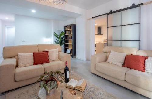 Logrono Historic Centre House | CASA BOUTIQUE SAN JUAN Una gran casa con encanto y aire acondicionado