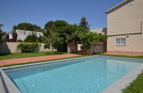 Bon Relax Villa | Casa Cómoda con Piscina Privada y Jardín en Sant Pere Pescador - ES-89-143