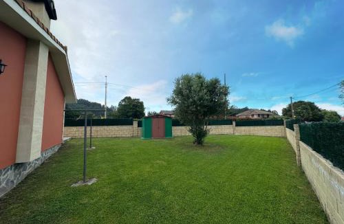 Castillo Siete Villas Ski Chalet | Casa con jardin - El Magnolio 7802