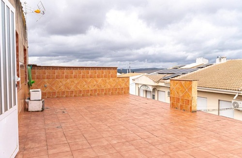 Torreblascopedro House | Casa Cuento de Domingo: Private Terrace, Wi-Fi & Air Conditioning in Torreblascopedro