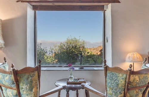 La Solana House | Casa Finca Mirador Bandama Sur – Rural Retreat with Private Jacuzzi and Views