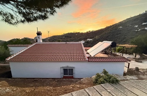 Competa Cottage | Casa Meraki by R&R in Competa with a private pool.