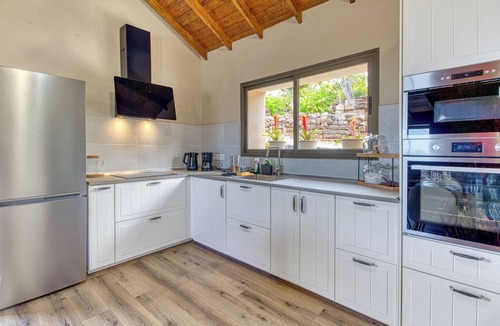 El Roque House | Casa Nazaret | Canarian house with pool and jacuzzi in Puntagorda, La Palma