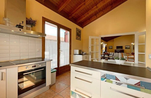 Ultzama Cottage | Casa Orgi, spacious first floor house next to the Orgi forest
