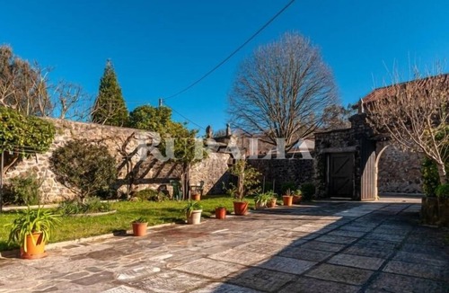Caranceja House | Casa Paco - country house with garden in Caranceja (Reocín, Cantabria)
