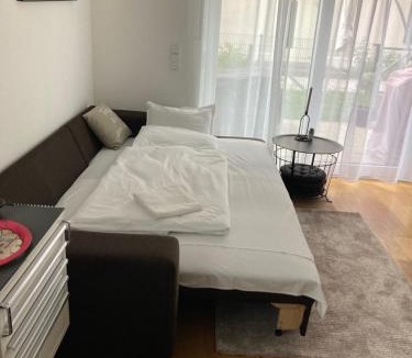 Alte Heide-Hirschau Apartment | Casa Rumi Munich