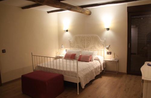 San Miguel de Valero House | Casa Rural Castil de Cabras
