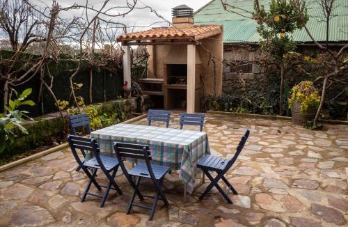 San Miguel de Valero House | Casa Rural Castil de Cabras