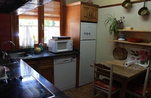 Santurde Ski Chalet | Casa Rural Edulis, Registered in Tourism LR-43