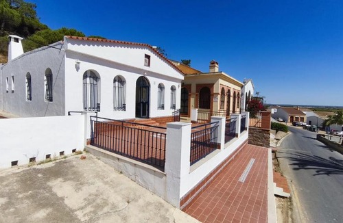 Lepe House | Casa Rural en La Ermita de la Bella, El Terrón, Lepe