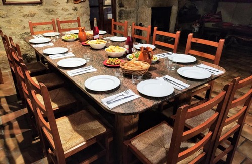 Enroig House | Casa Rustic Oh