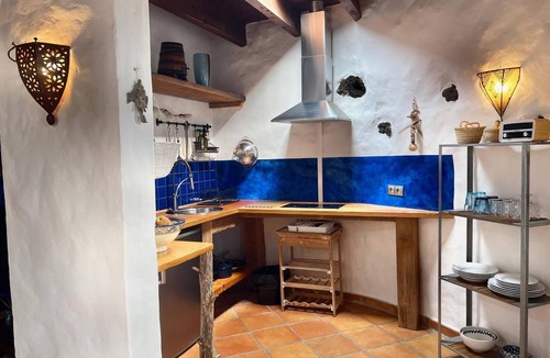 Uga House | Casa Yasmina with Mountain View, Private Garden, and Wi-Fi