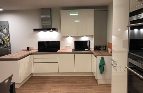 Wismar Apartment | Casada: 3-room apartment near the lake, 10 min picturesque walk to the old town