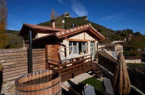 Astulez House | Caserio Montehermoso