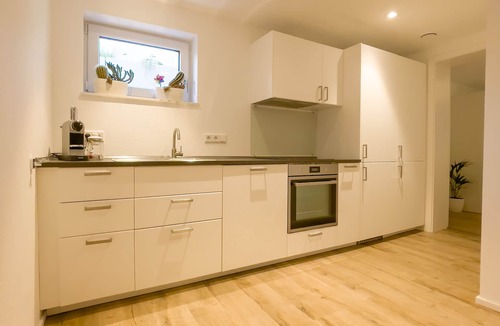 Muellheim Apartment | Centrally located, yet quiet - well equipped with its own outdoor area.