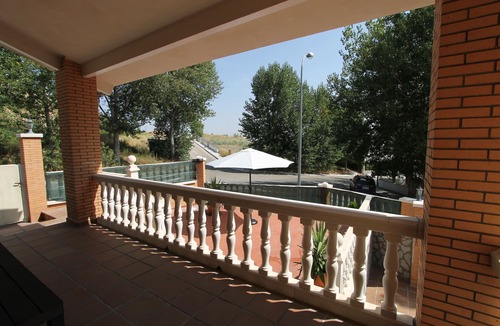 Sesena House | Cenador d Valle TuCasaTemporal
