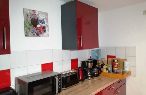 Bayreuth Apartment | Center Bayreuth: Large balcony apartment S9 (5 * stars) balcony, garages,