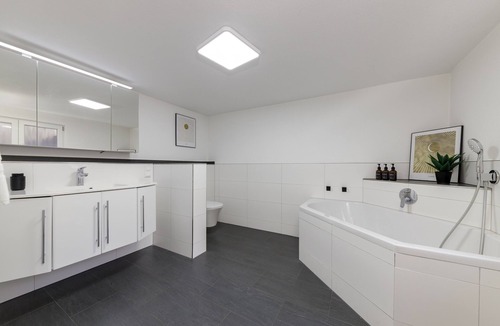 Mainz-Bingen Apartment | Central design apartment near the shore - 105 sqm - Parking - Kitchen - Netflix