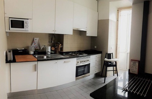 Santo Antonio Apartment | Central Lisbon Classic Apartment