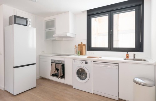 La Trinidad Apartment | Central Malaga Apartment - 2 Bedrooms, New and Equipped
