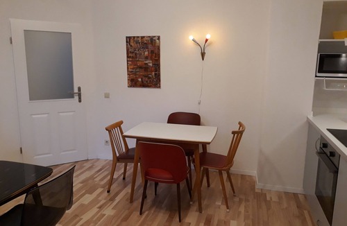 Innenstadtring Apartment | Central Vacation Rental in the Hansaviertel Highlight 2027: Sculpture Exhibition