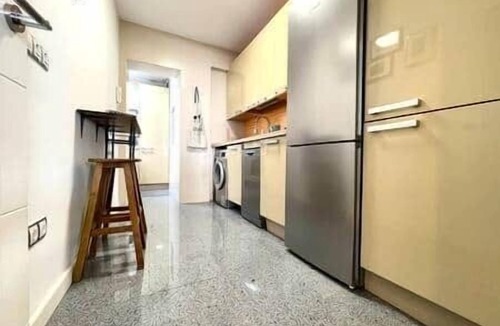 Ciudad Jardin Apartment | Centrally located urban apartment with terrace