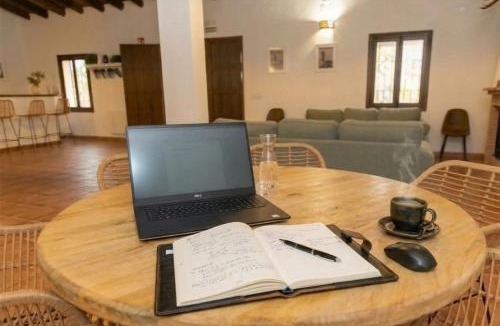 Belmez House | Cerro Caña: Naturaleza Confort y Exclusividad