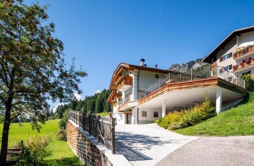 Campitello di Fassa Apartment | Cesa La Doe Majons