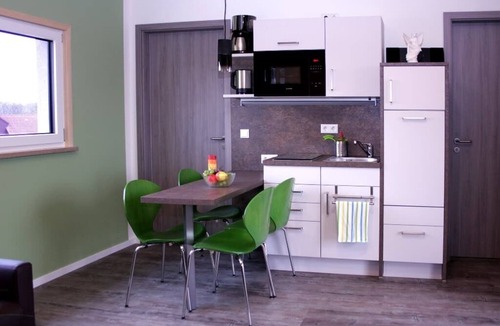 Pilsach Apartment | Chalet (44 m2) mitten im Grünen, auch Haustiere sind willkommen