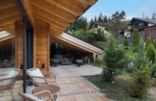 Klais House | Chalet 'Alpenchalet 19' with Mountain View, Private Terrace and Wi-Fi