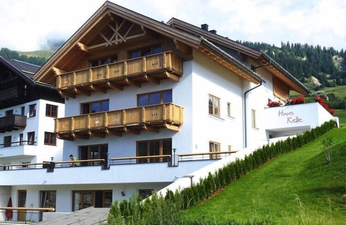 Fiss House | Chalet in Fiss with Panoramic Mountain Views