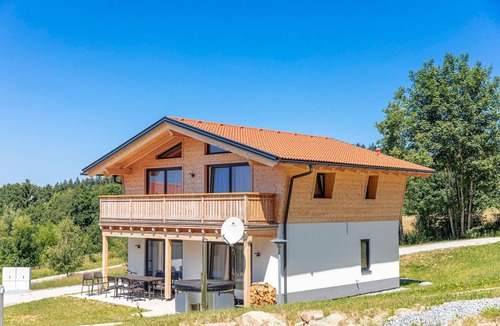 Sankt Englmar Ski Chalet | Chalet in St. Englmar with Private Sauna & Hottub