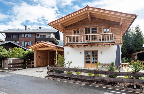 Reit im Winkl Ski Chalet | 'Chalet Kaisereck' with Terrace & Wi-Fi