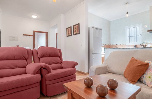 Montecorto Ski Chalet | Chalet 'La Acequia' with Shared Terrace