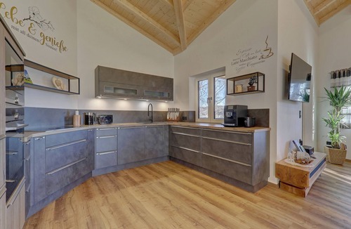 Eppenschlag Ski Chalet | Chalet 'Landhaus Rachelblick' with Mountain View, Private Terrace and Wi-Fi