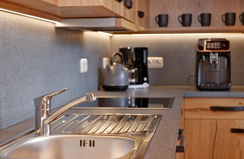 Barnzell Apartment | Chalet Lusen - Pure Relaxation: Sauna, Hot Tub, Terrace, and Breakfast