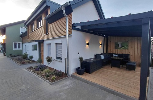 Breitenguessbach Ski Chalet | Chalet 'Milena' with Shared Terrace, Shared Garden and Wi-Fi