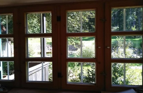 Benediktbeuern Ski Chalet | Chalet on a small lake