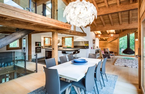 Les Praz-de-Chamonix Ski Chalet | Chalet Rass: Sublime five bedroom chalet fully equipped