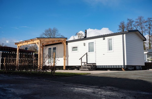 Versmold Ski Chalet | Chalet right on the lake - quiet and modern