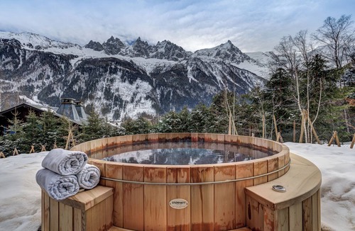 Chamonix City Centre Ski Chalet | Chalet Saphir - Luxury chalet in Chamonix