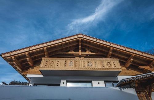 Jungholz Ski Chalet | Chalet Steinbock mit üppigem Genusskorb für Zwei