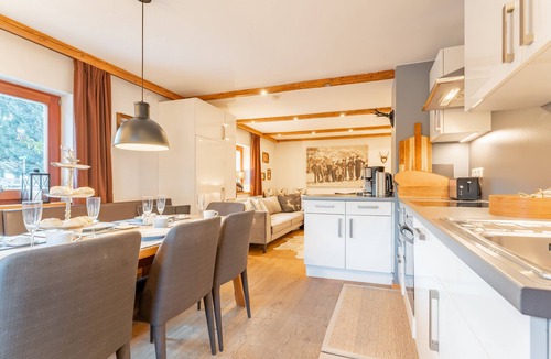 Sankt Johann in Tirol Ski Chalet | Chalet with ski-in & ski-out location & terrace